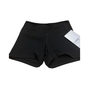 Lorna Jane  athletica Women's Black Shorts